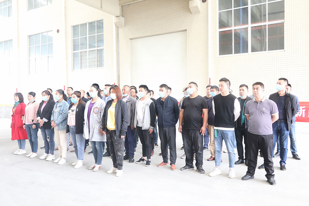 團建還能這樣玩？雙雄醉健康酒業(yè)新員工團建火熱舉行