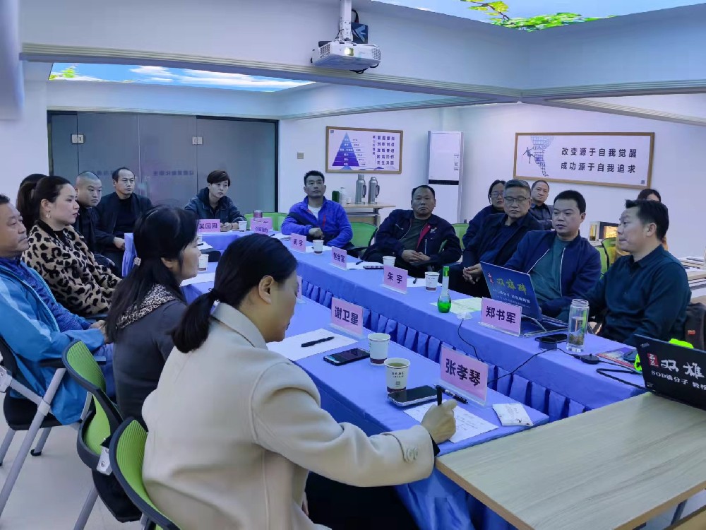 襄陽又將有一場盛大賽事！“雙雄醉杯”2021年襄陽市羽毛球聯(lián)賽暨“我要上省運(yùn)”選拔賽即將開賽！