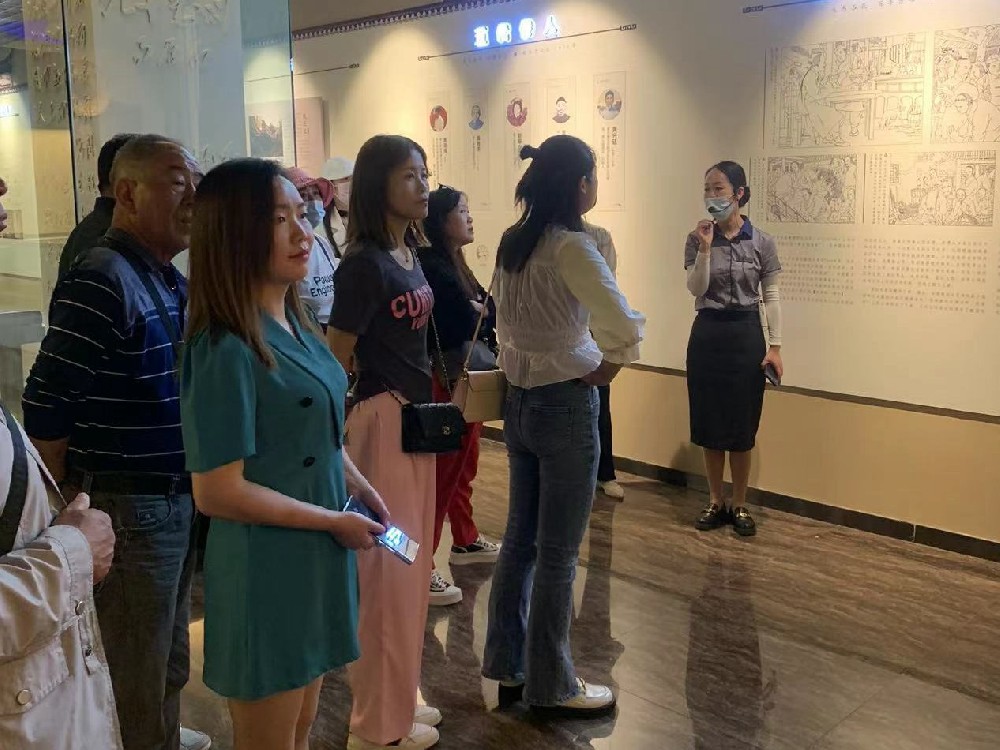 賞好景、品美酒，石花雙雄醉樊城、十堰區(qū)域核心客戶探秘中國(guó)生態(tài)白酒莊園