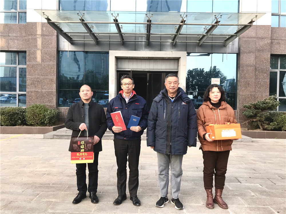 【雙雄醉贊助襄陽企業(yè)家暖心工程系列報道】企業(yè)家高少兵、艾德國、姚俊、嘉藤榮次等收到暖心生日祝福