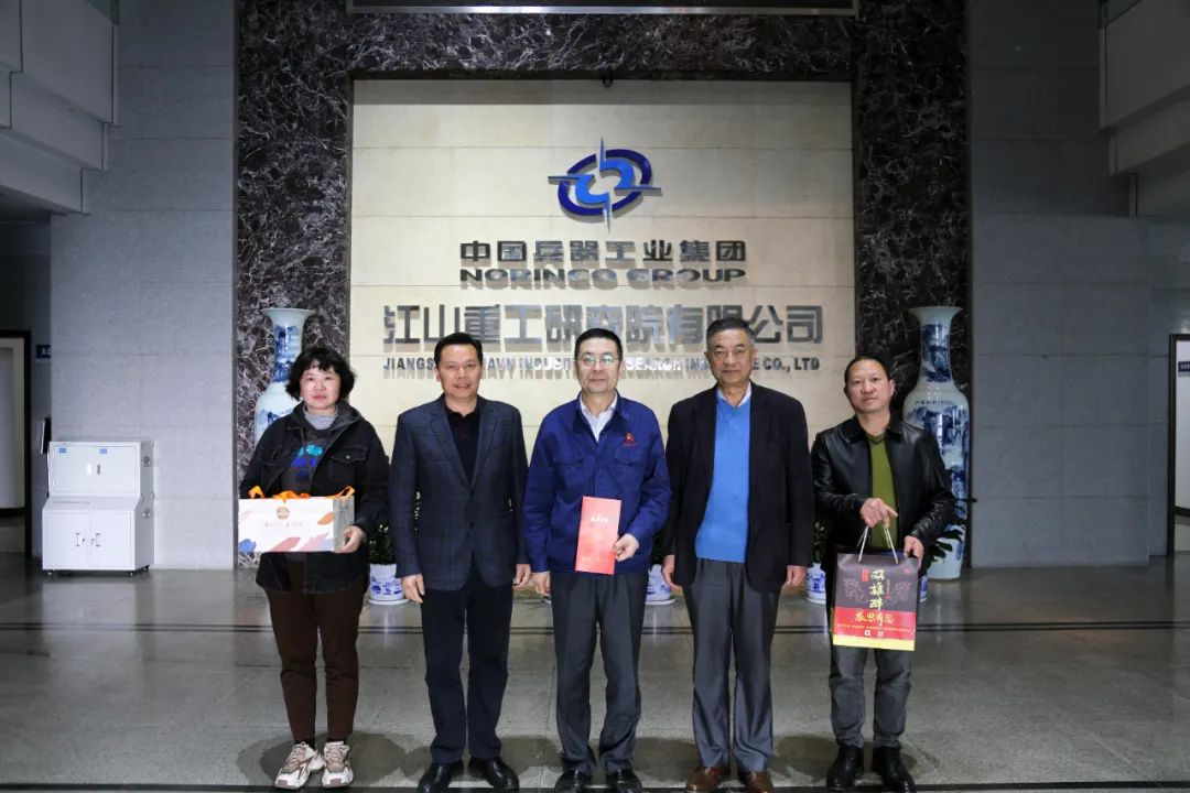 【雙雄醉贊助襄陽企業(yè)家暖心工程系列報道】企業(yè)家藺建成、陶洪濱等收到暖心生日祝福